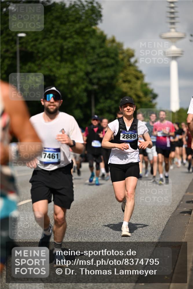 29.06.2025 - hella hamburg halbmarathon Dr. Thomas Lammeyer http://msf.ph/oto/8374795 29.06.2025 09:58:17 Kennedybrücke 1119, 1342, 1399, 1750, 1942, 2020, 2222, 2367, 2442, 2470, 2561, 2670, 2816, 2889, 3562, 4017, 4029, 4816, 5020, 5447, 5706, 5884, 6290, 6630, 6819, 6978, 6991, 7087, 7274, 7297, 7335, 7709, 8142, 8374, 8482, 8576, 8698, 8916, 8981, 9051, 9463, 9710, 9924, 10057, 10529, 11125, 11422 meine-sportfotos.de