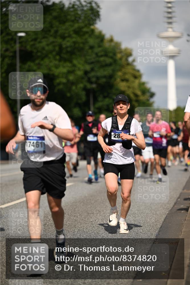29.06.2025 - hella hamburg halbmarathon Dr. Thomas Lammeyer http://msf.ph/oto/8374820 29.06.2025 09:58:17 Kennedybrücke 1119, 1342, 1399, 1750, 1942, 2020, 2222, 2367, 2442, 2470, 2561, 2670, 2816, 2889, 3562, 4017, 4029, 4816, 5020, 5447, 5706, 5884, 6290, 6630, 6819, 6978, 6991, 7087, 7274, 7297, 7335, 7709, 8142, 8374, 8482, 8576, 8698, 8916, 8981, 9051, 9463, 9710, 9924, 10057, 10529, 11125, 11422 meine-sportfotos.de