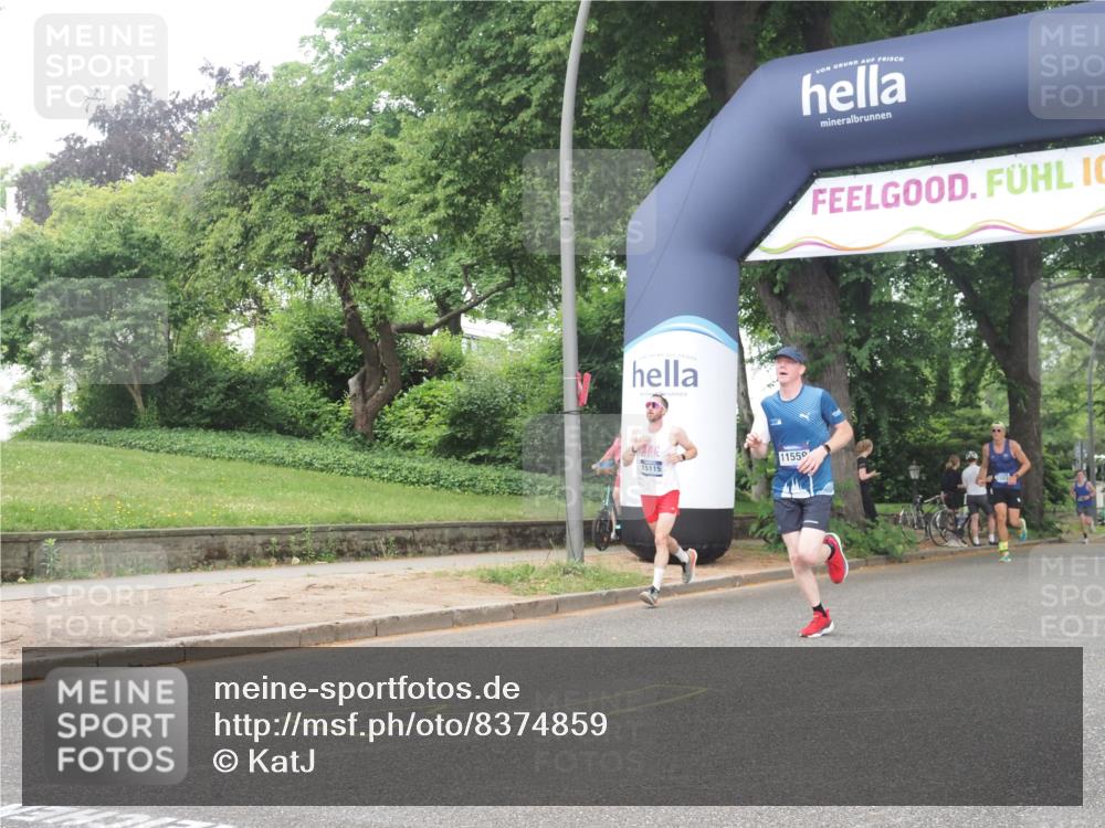 29.06.2025 - hella hamburg halbmarathon KatJ http://msf.ph/oto/8374859 29.06.2025 10:24:15 Zwischen KM18-KM19 1344, 4050, 4740, 7466 meine-sportfotos.de