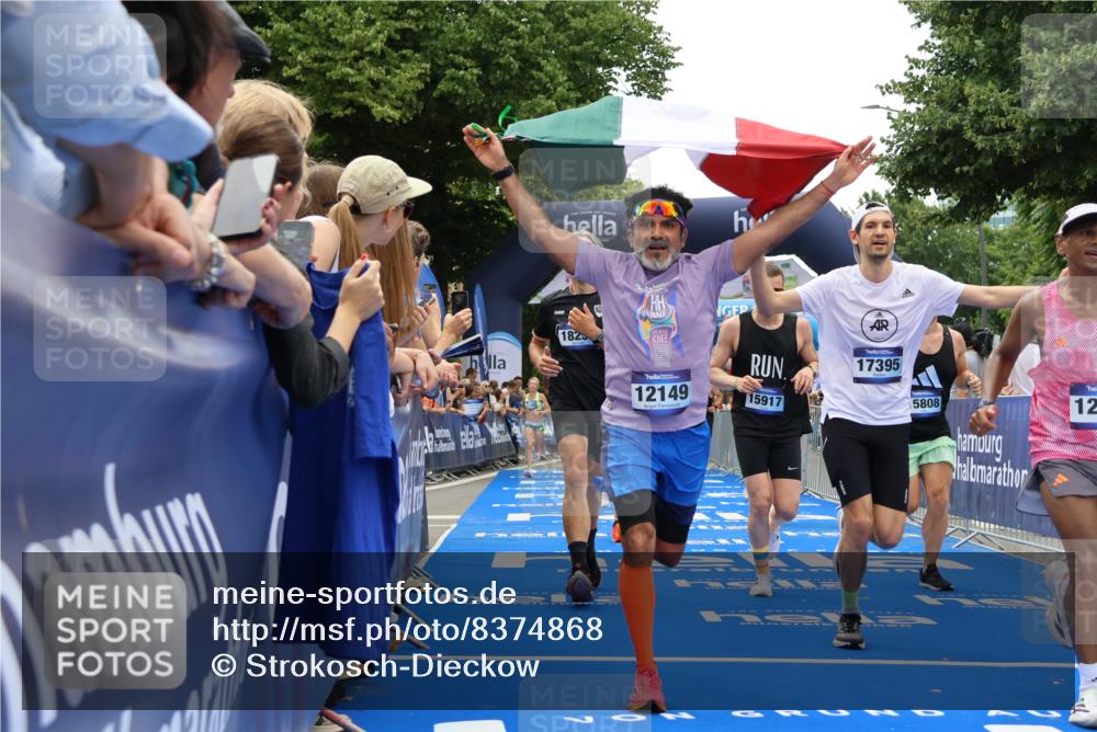 29.06.2025 - hella hamburg halbmarathon Strokosch-Dieckow http://msf.ph/oto/8374868 29.06.2025 10:48:30 Ziel 1163, 1176, 2213, 3747, 4553, 5362, 5421, 6081, 9262, 9538, 10000, 10859, 10860, 11451, 11579, 12149, 12549, 12690, 12840, 13962, 14033, 14990, 15573, 15808, 15917, 17395, 17855, 18251, 18790, 18815, 18923 meine-sportfotos.de