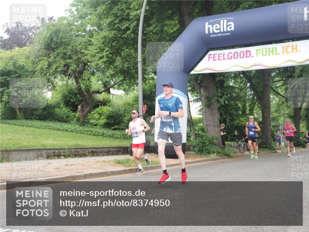 29.06.2025 - hella hamburg halbmarathon KatJ http://msf.ph/oto/8374950 29.06.2025 10:24:15 Zwischen KM18-KM19 1344, 4050, 4740, 7466 meine-sportfotos.de