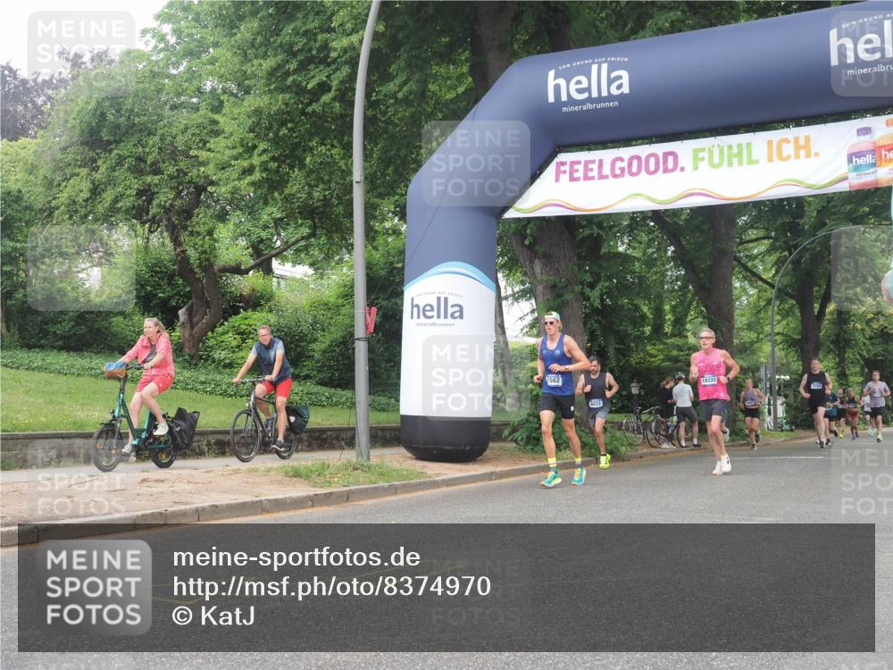 29.06.2025 - hella hamburg halbmarathon KatJ http://msf.ph/oto/8374970 29.06.2025 10:24:17 Zwischen KM18-KM19 1344, 4050, 4740, 6032 meine-sportfotos.de