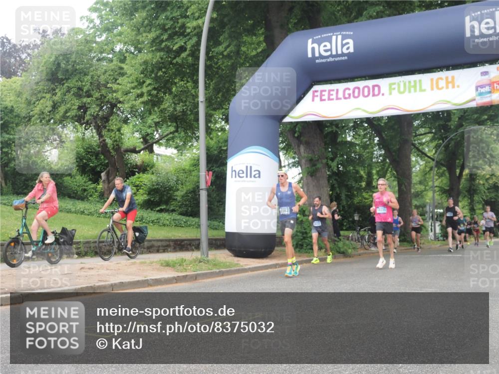 29.06.2025 - hella hamburg halbmarathon KatJ http://msf.ph/oto/8375032 29.06.2025 10:24:17 Zwischen KM18-KM19 1344, 4050, 4740, 6032 meine-sportfotos.de