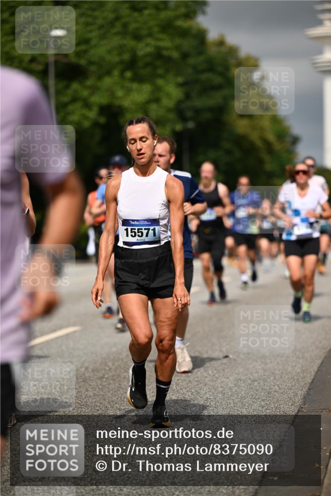 29.06.2025 - hella hamburg halbmarathon Dr. Thomas Lammeyer http://msf.ph/oto/8375090 29.06.2025 10:20:06 Kennedybrücke 1212, 1308, 1651, 2071, 2076, 2436, 2601, 2835, 3167, 4583, 4828, 5046, 5423, 7897, 8057, 8169, 8274, 8554, 8746, 9307, 9601, 9784, 9802, 9881, 10107, 10183, 10292, 10844, 11113, 11303 meine-sportfotos.de