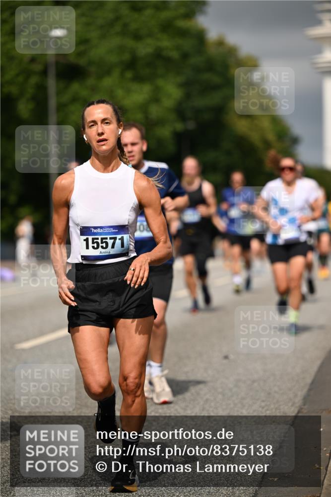 29.06.2025 - hella hamburg halbmarathon Dr. Thomas Lammeyer http://msf.ph/oto/8375138 29.06.2025 10:20:06 Kennedybrücke 1212, 1308, 1651, 2071, 2076, 2436, 2601, 2835, 3167, 4583, 4828, 5046, 5423, 7897, 8057, 8169, 8274, 8554, 8746, 9307, 9601, 9784, 9802, 9881, 10107, 10183, 10292, 10844, 11113, 11303 meine-sportfotos.de