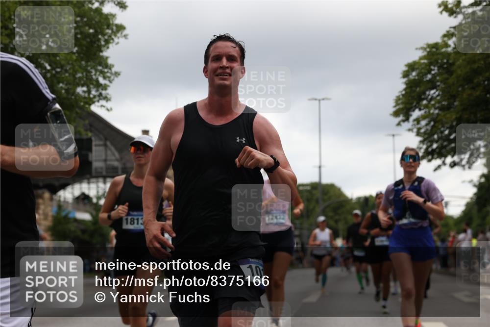 29.06.2025 - hella hamburg halbmarathon Yannick Fuchs http://msf.ph/oto/8375166 29.06.2025 10:54:08 20KM 1019, 1544, 2011, 2091, 2167, 2730, 3169, 3780, 4013, 5272, 6327, 6470, 7259, 8509, 8749, 9006, 9434, 10271, 10281, 10301, 12422, 12446, 13847, 13993, 14224, 14471, 14577, 14823, 15344, 15673, 15901, 16439, 16608, 17825, 18130, 18200, 18202, 18254, 18624, 18701, 19159 meine-sportfotos.de