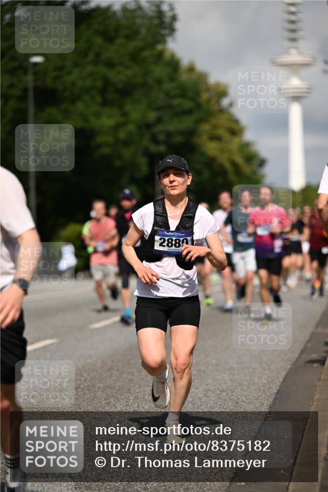 29.06.2025 - hella hamburg halbmarathon Dr. Thomas Lammeyer http://msf.ph/oto/8375182 29.06.2025 09:58:18 Kennedybrücke 1119, 1342, 1399, 1750, 1817, 1942, 2020, 2222, 2367, 2442, 2470, 2561, 2670, 2816, 2889, 3562, 4017, 4029, 4816, 5020, 5447, 5706, 5884, 6290, 6819, 6978, 6991, 7087, 7274, 7297, 7335, 7709, 8142, 8374, 8482, 8576, 8698, 8916, 8981, 9038, 9051, 9463, 9710, 9924, 10057, 10529, 11125, 11422 meine-sportfotos.de