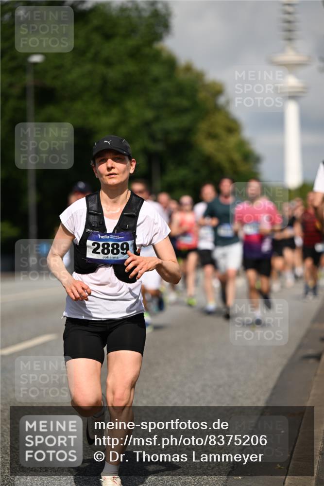 29.06.2025 - hella hamburg halbmarathon Dr. Thomas Lammeyer http://msf.ph/oto/8375206 29.06.2025 09:58:18 Kennedybrücke 1119, 1342, 1399, 1750, 1817, 1942, 2020, 2222, 2367, 2442, 2470, 2561, 2670, 2816, 2889, 3562, 4017, 4029, 4816, 5020, 5447, 5706, 5884, 6290, 6819, 6978, 6991, 7087, 7274, 7297, 7335, 7709, 8142, 8374, 8482, 8576, 8698, 8916, 8981, 9038, 9051, 9463, 9710, 9924, 10057, 10529, 11125, 11422 meine-sportfotos.de