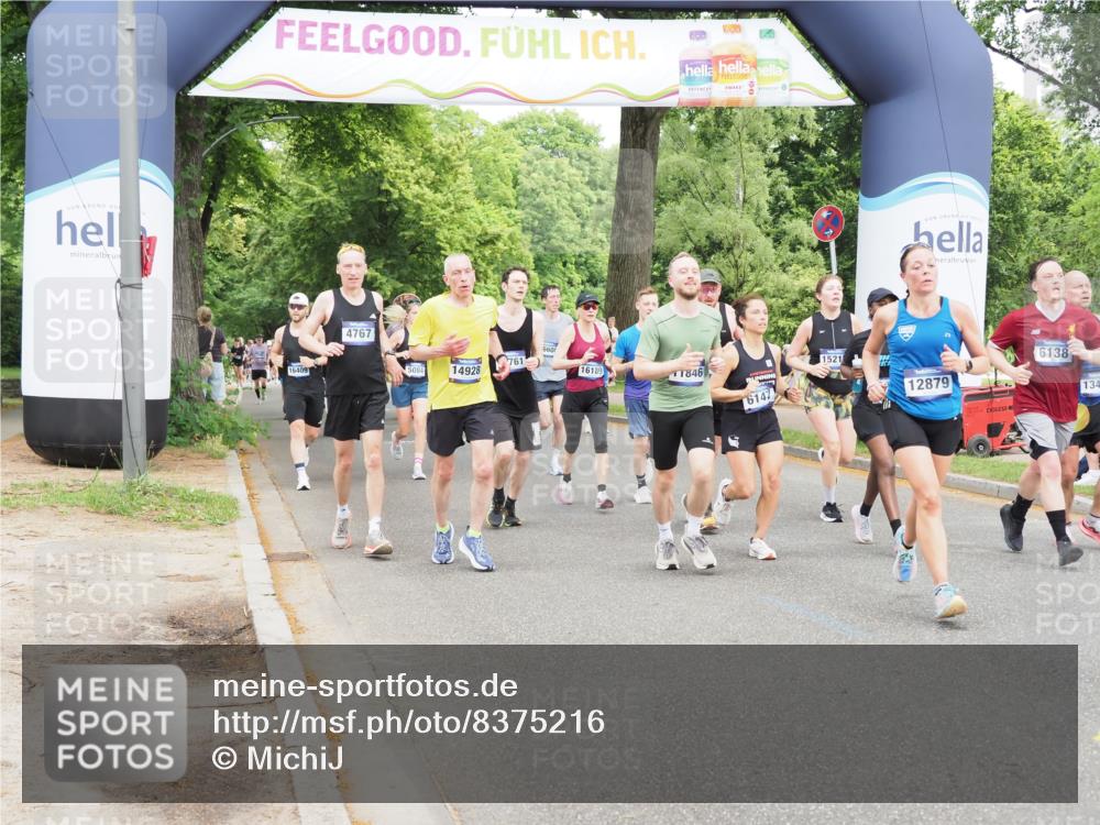 29.06.2025 - hella hamburg halbmarathon MichiJ http://msf.ph/oto/8375216 29.06.2025 10:45:17 Zwischen KM18-KM19 1319, 4319, 4379, 4708, 5084, 6138, 6147, 6531, 8744, 9553, 9555, 10518, 10587, 11846, 12879, 13407, 13654, 13761, 14928, 15083, 15217, 15229, 15434, 16189, 16206, 16608 meine-sportfotos.de