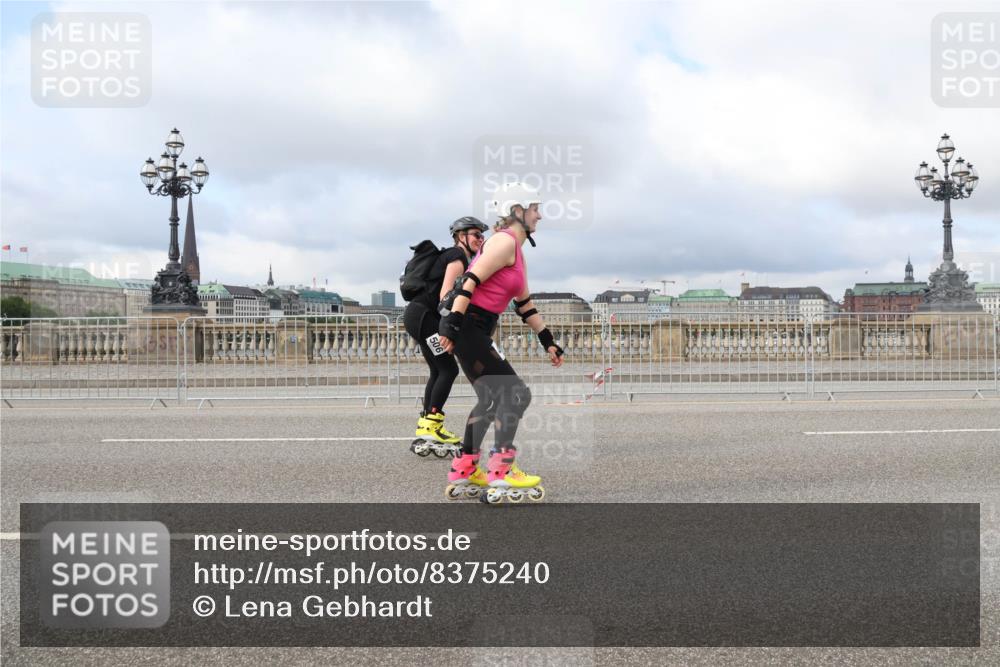 29.06.2025 - hella hamburg halbmarathon Lena Gebhardt http://msf.ph/oto/8375240 29.06.2025 09:13:05 Lombardsbrücke  meine-sportfotos.de