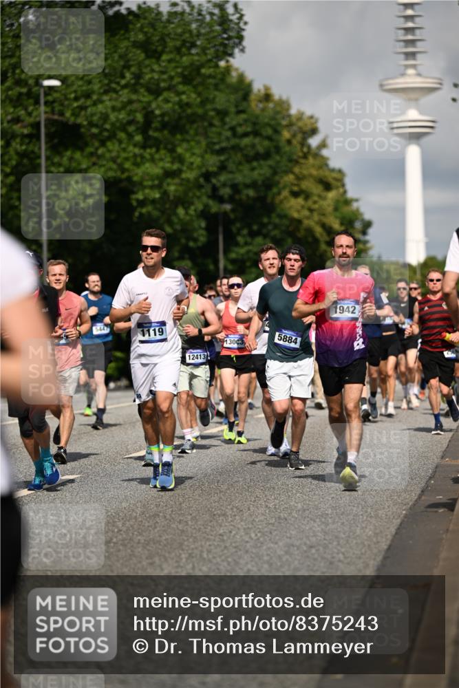29.06.2025 - hella hamburg halbmarathon Dr. Thomas Lammeyer http://msf.ph/oto/8375243 29.06.2025 09:58:19 Kennedybrücke 1119, 1342, 1399, 1750, 1817, 1942, 2020, 2222, 2367, 2442, 2470, 2561, 2670, 2816, 2889, 3562, 4017, 4029, 4816, 5020, 5447, 5706, 5884, 6290, 6819, 6978, 6991, 7087, 7274, 7297, 7335, 7709, 7908, 8142, 8374, 8482, 8576, 8698, 8916, 8981, 9038, 9051, 9463, 9710, 9924, 10057, 10529, 11125, 11422 meine-sportfotos.de