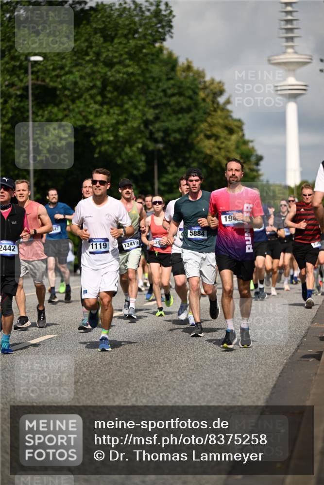 29.06.2025 - hella hamburg halbmarathon Dr. Thomas Lammeyer http://msf.ph/oto/8375258 29.06.2025 09:58:20 Kennedybrücke 1119, 1342, 1399, 1750, 1817, 1942, 2020, 2222, 2367, 2442, 2470, 2561, 2670, 2816, 2889, 2955, 3562, 4017, 4029, 4816, 5020, 5447, 5706, 5884, 6290, 6819, 6978, 6991, 7087, 7274, 7297, 7335, 7709, 7908, 8142, 8374, 8482, 8576, 8698, 8916, 8981, 9038, 9051, 9463, 9710, 9924, 10057, 10529, 11125, 11422 meine-sportfotos.de