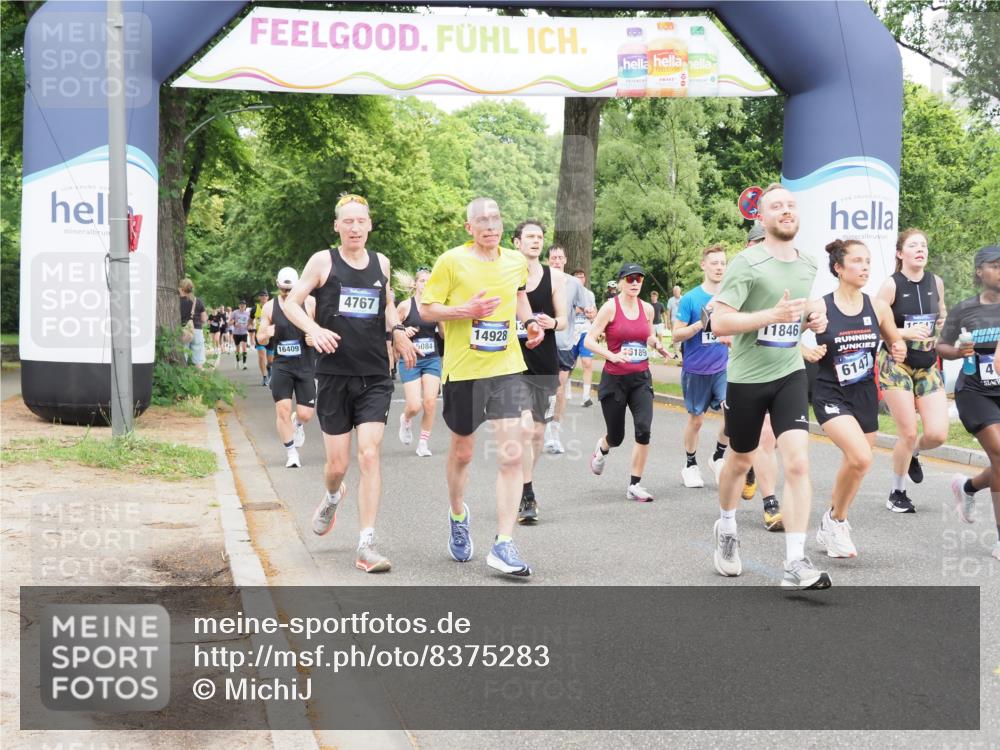 29.06.2025 - hella hamburg halbmarathon MichiJ http://msf.ph/oto/8375283 29.06.2025 10:45:18 Zwischen KM18-KM19 1319, 4319, 4379, 4708, 4767, 5084, 6138, 6147, 6531, 8744, 9553, 9555, 10518, 10587, 11846, 12879, 13407, 13654, 13761, 14928, 15083, 15217, 15229, 15434, 16189, 16206, 16608 meine-sportfotos.de