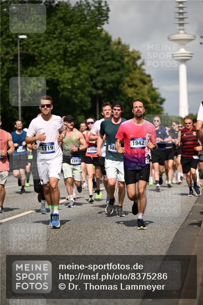 29.06.2025 - hella hamburg halbmarathon Dr. Thomas Lammeyer http://msf.ph/oto/8375286 29.06.2025 09:58:20 Kennedybrücke 1119, 1342, 1399, 1750, 1817, 1942, 2020, 2222, 2367, 2442, 2470, 2561, 2670, 2816, 2889, 2955, 3562, 4017, 4029, 4816, 5020, 5447, 5706, 5884, 6290, 6819, 6978, 6991, 7087, 7274, 7297, 7335, 7709, 7908, 8142, 8374, 8482, 8576, 8698, 8916, 8981, 9038, 9051, 9463, 9710, 9924, 10057, 10529, 11125, 11422 meine-sportfotos.de