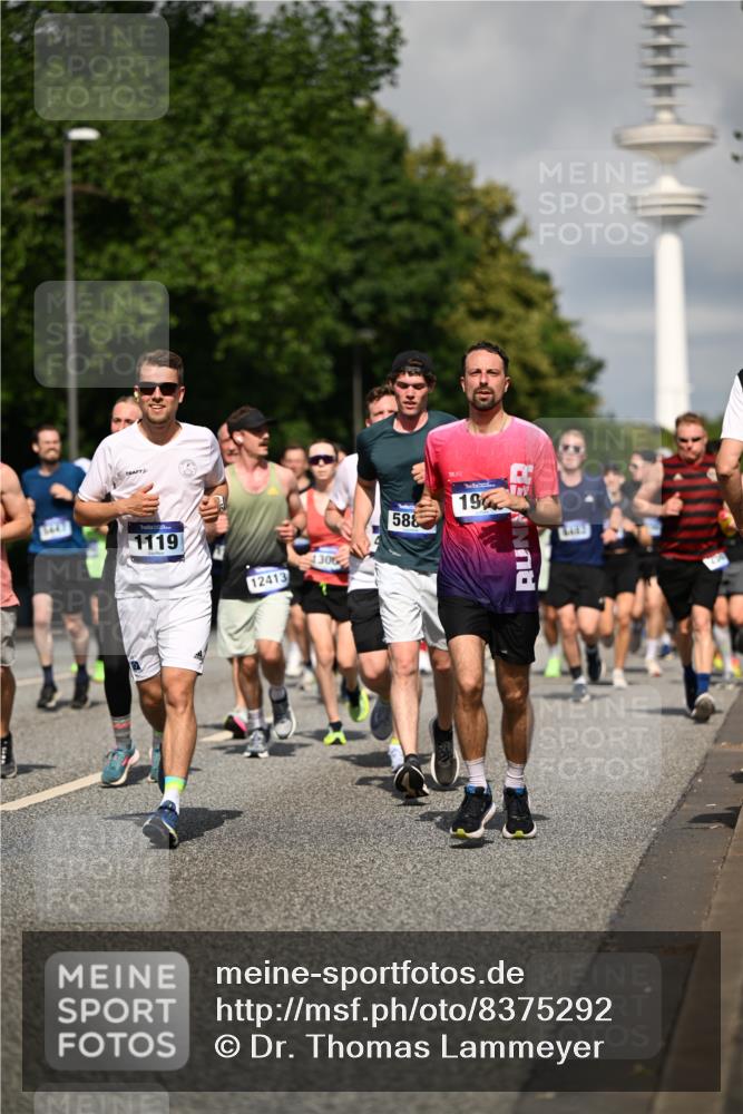 29.06.2025 - hella hamburg halbmarathon Dr. Thomas Lammeyer http://msf.ph/oto/8375292 29.06.2025 09:58:20 Kennedybrücke 1119, 1342, 1399, 1750, 1817, 1942, 2020, 2222, 2367, 2442, 2470, 2561, 2670, 2816, 2889, 2955, 3562, 4017, 4029, 4816, 5020, 5447, 5706, 5884, 6290, 6819, 6978, 6991, 7087, 7274, 7297, 7335, 7709, 7908, 8142, 8374, 8482, 8576, 8698, 8916, 8981, 9038, 9051, 9463, 9710, 9924, 10057, 10529, 11125, 11422 meine-sportfotos.de