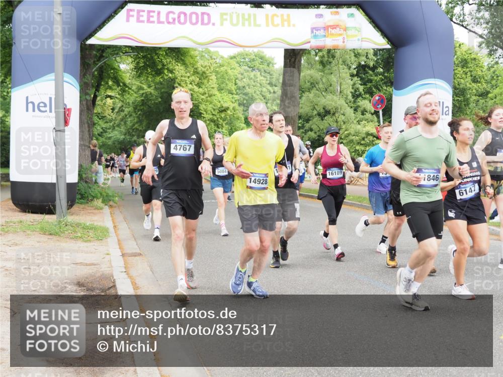 29.06.2025 - hella hamburg halbmarathon MichiJ http://msf.ph/oto/8375317 29.06.2025 10:45:18 Zwischen KM18-KM19 1319, 4319, 4379, 4708, 4767, 5084, 6138, 6147, 6531, 8744, 9553, 9555, 10518, 10587, 11846, 12879, 13407, 13654, 13761, 14928, 15083, 15217, 15229, 15434, 16189, 16206, 16608 meine-sportfotos.de