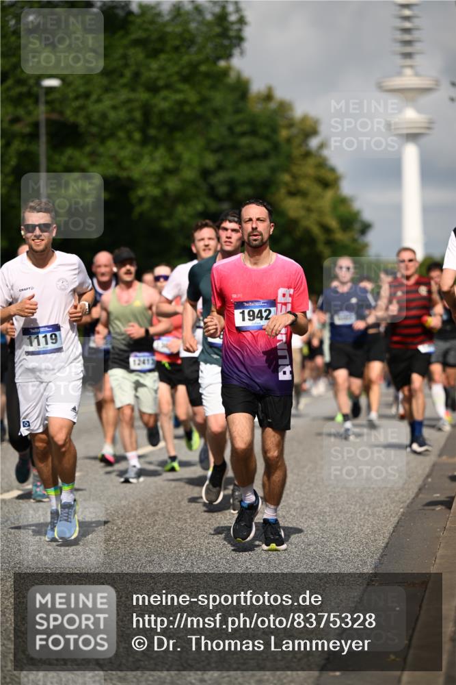 29.06.2025 - hella hamburg halbmarathon Dr. Thomas Lammeyer http://msf.ph/oto/8375328 29.06.2025 09:58:21 Kennedybrücke 1119, 1342, 1399, 1750, 1817, 1942, 2020, 2222, 2367, 2442, 2470, 2561, 2670, 2816, 2889, 2955, 3562, 4017, 4029, 4816, 5020, 5447, 5706, 5884, 6290, 6819, 6978, 6991, 7087, 7274, 7297, 7335, 7908, 8142, 8374, 8482, 8698, 8916, 8981, 9038, 9051, 9710, 9924, 10057, 10529, 11125, 11422 meine-sportfotos.de