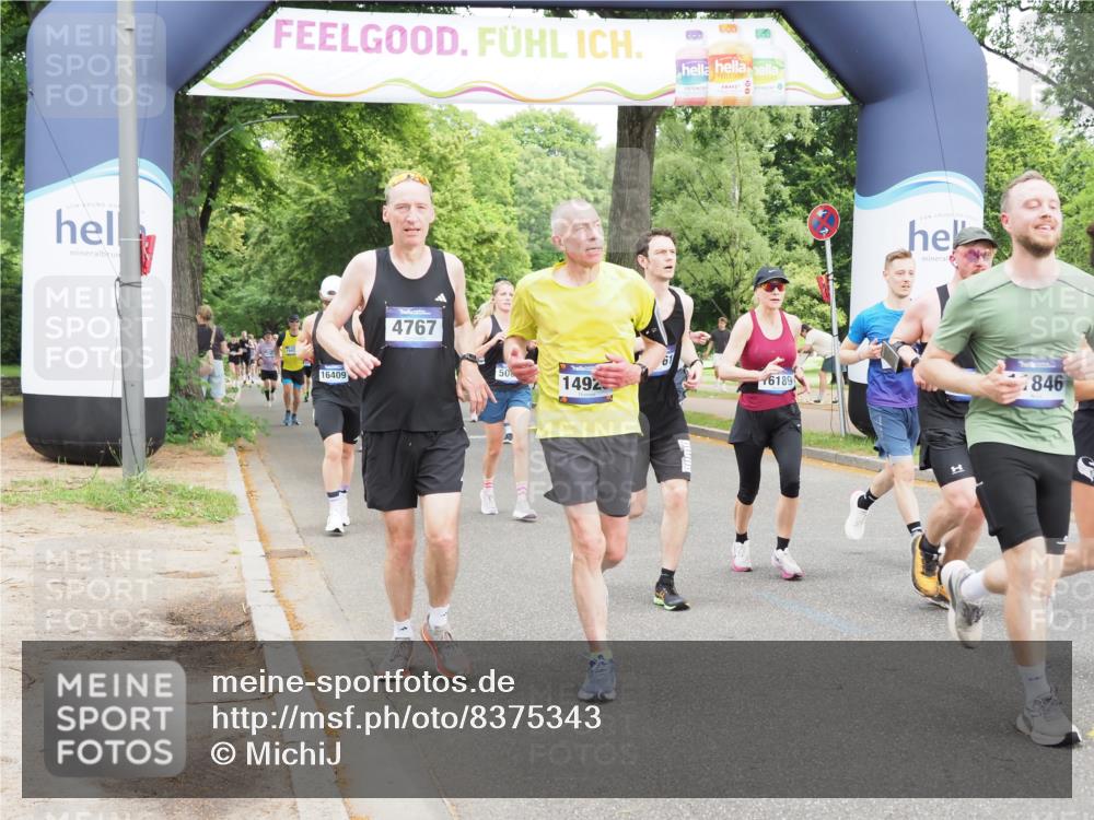 29.06.2025 - hella hamburg halbmarathon MichiJ http://msf.ph/oto/8375343 29.06.2025 10:45:19 Zwischen KM18-KM19 1319, 4379, 4708, 4767, 5084, 6138, 6147, 6531, 8744, 9553, 9555, 10518, 10587, 11846, 12879, 13407, 13654, 13761, 14928, 15083, 15217, 15229, 15434, 16189, 16206, 16608, 17346 meine-sportfotos.de