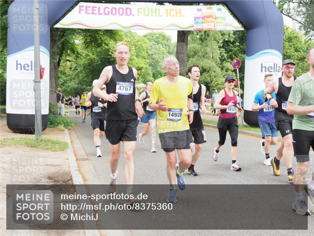 29.06.2025 - hella hamburg halbmarathon MichiJ http://msf.ph/oto/8375360 29.06.2025 10:45:19 Zwischen KM18-KM19 1319, 4379, 4708, 4767, 5084, 6138, 6147, 6531, 8744, 9553, 9555, 10518, 10587, 11846, 12879, 13407, 13654, 13761, 14928, 15083, 15217, 15229, 15434, 16189, 16206, 16608, 17346 meine-sportfotos.de