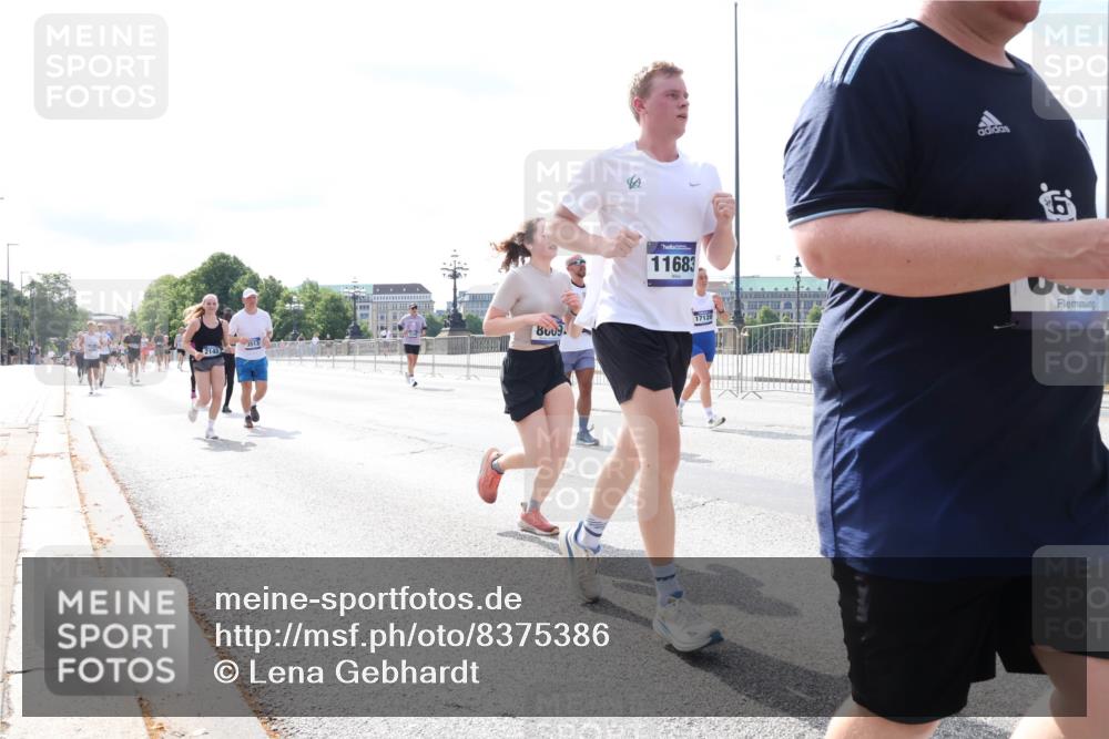 29.06.2025 - hella hamburg halbmarathon Lena Gebhardt http://msf.ph/oto/8375386 29.06.2025 10:15:09 Lombardsbrücke 2140, 11683, 6, 8009, 17128, 3859, 1071, 1296, 1379, 1524, 1575, 1745, 2046, 2140, 2281, 2601, 2690, 2720, 3025, 3454, 3507, 3509, 3513, 3650, 3691, 3844, 4495, 4641, 5271, 5608, 5800, 5981, 5986, 6181, 6248, 6317, 6935, 7195, 7439, 7452, 7809, 7810, 7881, 8055, 8237, 8239, 8256, 8275, 8522, 8563, 8609, 8755, 8854, 9113, 9173, 9307, 9423, 9556, 9663, 9709, 9847, 9911, 9975, 9997, 10391, 10589, 10717, 10858, 10963, 11271, 11598, 12457, 13453, 13500, 15150, 15740 meine-sportfotos.de