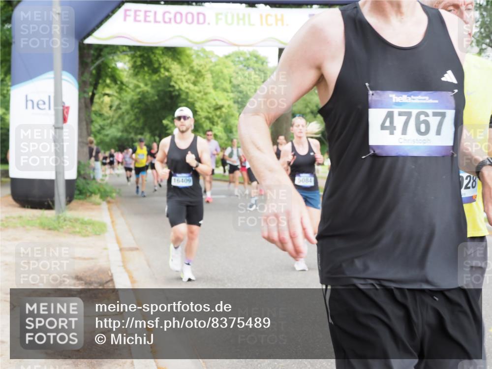 29.06.2025 - hella hamburg halbmarathon MichiJ http://msf.ph/oto/8375489 29.06.2025 10:45:20 Zwischen KM18-KM19 1319, 4379, 4708, 4767, 5084, 6138, 6147, 8744, 9553, 9555, 10518, 11846, 12779, 12879, 13407, 13761, 14928, 15083, 15217, 15229, 15434, 16189, 16206, 16409, 16608, 17346, 17967 meine-sportfotos.de