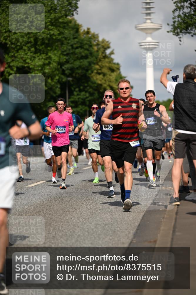 29.06.2025 - hella hamburg halbmarathon Dr. Thomas Lammeyer http://msf.ph/oto/8375515 29.06.2025 09:58:23 Kennedybrücke 1119, 1342, 1399, 1750, 1817, 1942, 2020, 2222, 2367, 2442, 2470, 2561, 2670, 2816, 2889, 2955, 3562, 4017, 4029, 4816, 5020, 5447, 5706, 5884, 6290, 6819, 6978, 6991, 7087, 7274, 7297, 7335, 7508, 7908, 8142, 8374, 8482, 8698, 8916, 8981, 9038, 9051, 9710, 9924, 9931, 10057, 11125, 11422 meine-sportfotos.de