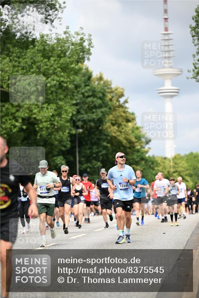 29.06.2025 - hella hamburg halbmarathon Dr. Thomas Lammeyer http://msf.ph/oto/8375545 29.06.2025 10:42:24 Kennedybrücke 1394, 1578, 1791, 1901, 1985, 2124, 3010, 3246, 3286, 3633, 3635, 3636, 3716, 3880, 4414, 4921, 5713, 5790, 5875, 6697, 6930, 7148, 7244, 7371, 7552, 7629, 8539, 8615, 8696, 9391, 9524, 10025, 10146, 11087, 11152, 11164 meine-sportfotos.de