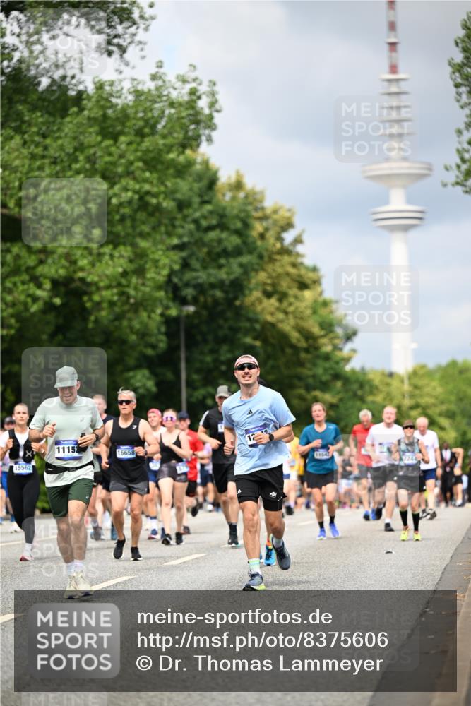 29.06.2025 - hella hamburg halbmarathon Dr. Thomas Lammeyer http://msf.ph/oto/8375606 29.06.2025 10:42:25 Kennedybrücke 1394, 1578, 1596, 1791, 1901, 1985, 2124, 3010, 3246, 3286, 3633, 3635, 3636, 3716, 3880, 4414, 4921, 5713, 5790, 5875, 6930, 7148, 7244, 7371, 7552, 7629, 8539, 8615, 8696, 9391, 9524, 10025, 10146, 11087, 11152, 11164 meine-sportfotos.de