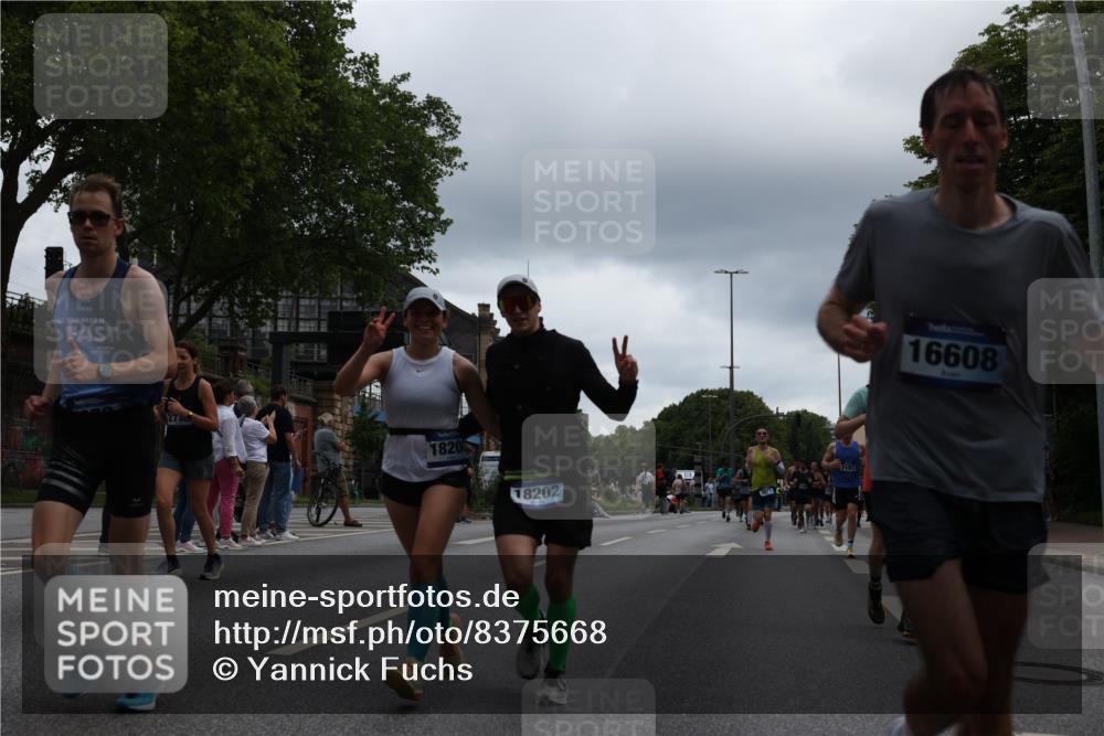 29.06.2025 - hella hamburg halbmarathon Yannick Fuchs http://msf.ph/oto/8375668 29.06.2025 10:54:12 20KM 1019, 1544, 2011, 2091, 2167, 2730, 3169, 3780, 4013, 5272, 7259, 8003, 8509, 8749, 9006, 9434, 10271, 10281, 10301, 11041, 11366, 12422, 12446, 13847, 13993, 14224, 14577, 14823, 15344, 15673, 15901, 16439, 16608, 17825, 18130, 18200, 18202, 18254, 18624, 18701, 19159 meine-sportfotos.de