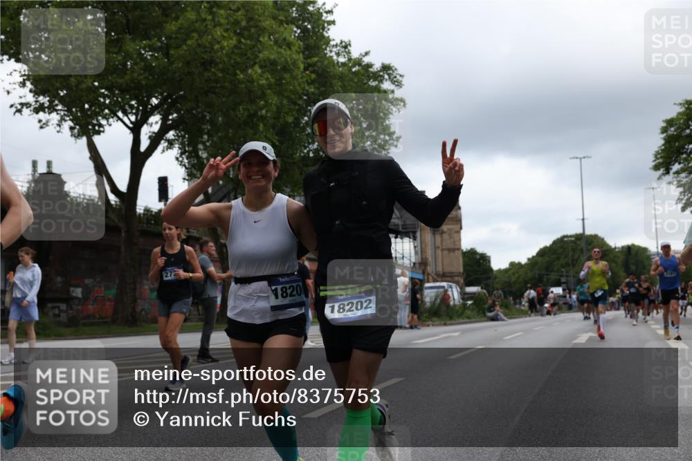 29.06.2025 - hella hamburg halbmarathon Yannick Fuchs http://msf.ph/oto/8375753 29.06.2025 10:54:13 20KM 1019, 1544, 1681, 2011, 2091, 2167, 2730, 3780, 4013, 5272, 7259, 8003, 8509, 8749, 9006, 9434, 10271, 10281, 10301, 11041, 11366, 12422, 12446, 13847, 13993, 14224, 14577, 14823, 15344, 15673, 15901, 16439, 16608, 17825, 18130, 18200, 18202, 18254, 18624, 18701, 19159 meine-sportfotos.de