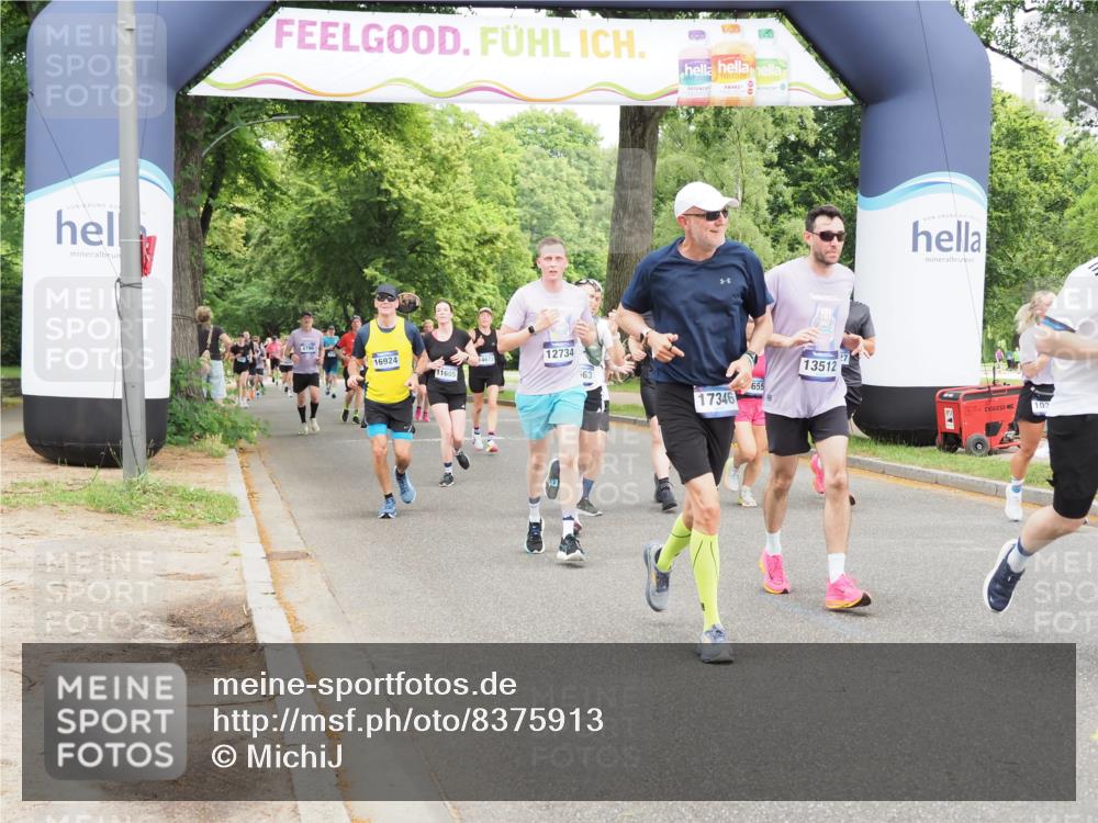 29.06.2025 - hella hamburg halbmarathon MichiJ http://msf.ph/oto/8375913 29.06.2025 10:45:23 Zwischen KM18-KM19 1319, 2159, 4708, 4767, 5084, 6138, 6147, 7189, 11605, 11846, 12734, 12779, 12879, 13407, 13512, 15217, 15434, 16189, 16409, 16563, 16608, 17346, 17967, 18327 meine-sportfotos.de