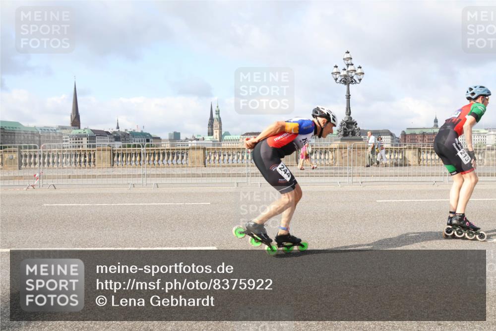 29.06.2025 - hella hamburg halbmarathon Lena Gebhardt http://msf.ph/oto/8375922 29.06.2025 08:51:15 Lombardsbrücke 244, 213 meine-sportfotos.de
