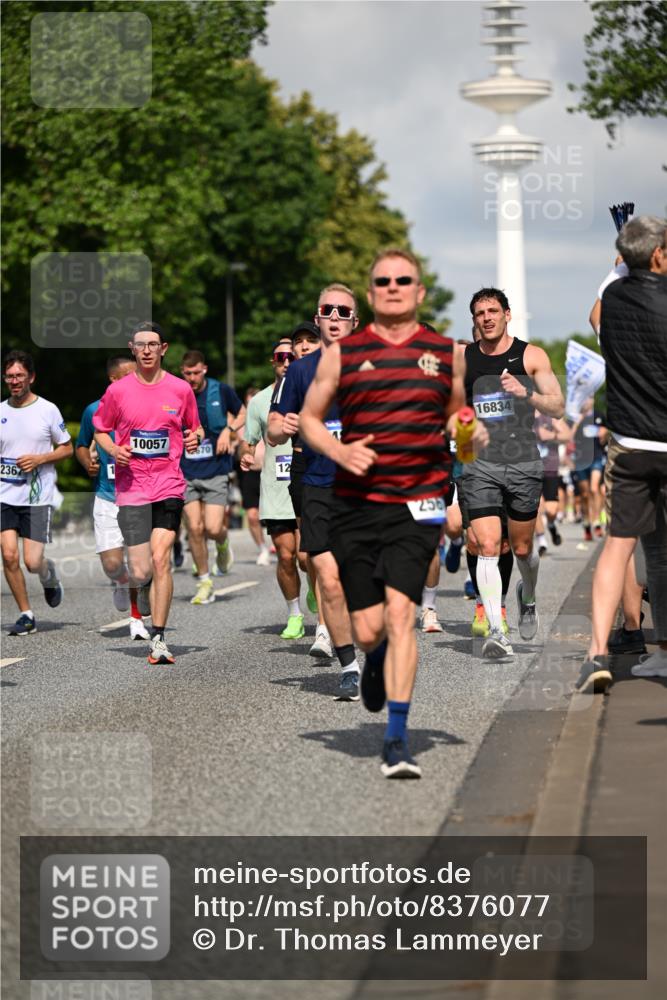 29.06.2025 - hella hamburg halbmarathon Dr. Thomas Lammeyer http://msf.ph/oto/8376077 29.06.2025 09:58:24 Kennedybrücke 1119, 1342, 1399, 1750, 1817, 1942, 2020, 2222, 2367, 2442, 2470, 2561, 2670, 2816, 2889, 2955, 3562, 4017, 4029, 4816, 5020, 5447, 5706, 5884, 6290, 6819, 6978, 6991, 7087, 7274, 7297, 7335, 7508, 7908, 8142, 8374, 8482, 8657, 8698, 8916, 8981, 9038, 9051, 9710, 9924, 9931, 10057, 11125, 11422 meine-sportfotos.de