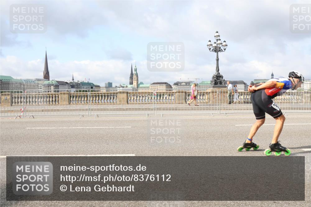 29.06.2025 - hella hamburg halbmarathon Lena Gebhardt http://msf.ph/oto/8376112 29.06.2025 08:51:16 Lombardsbrücke  meine-sportfotos.de