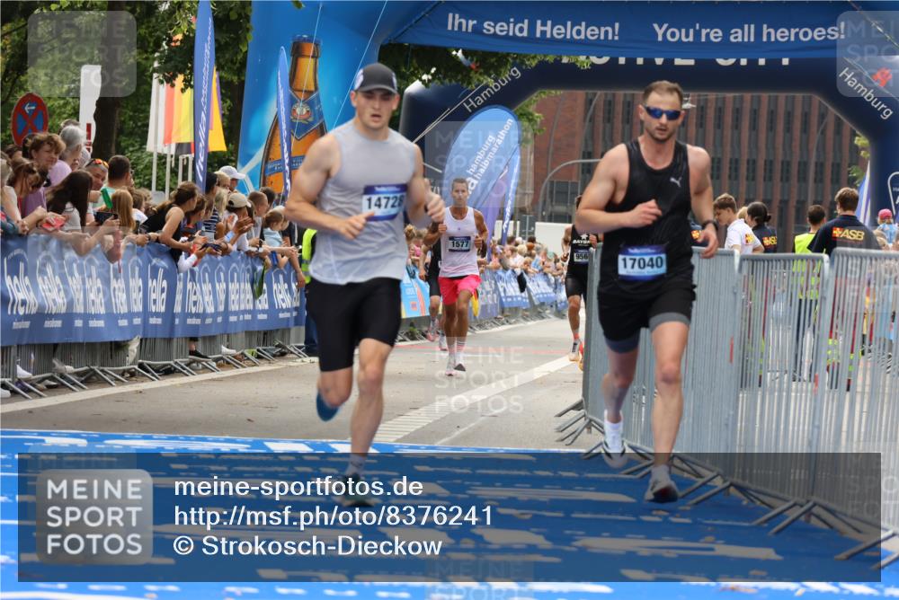 29.06.2025 - hella hamburg halbmarathon Strokosch-Dieckow http://msf.ph/oto/8376241 29.06.2025 10:26:26 Ziel 7380, 14728, 17040 meine-sportfotos.de
