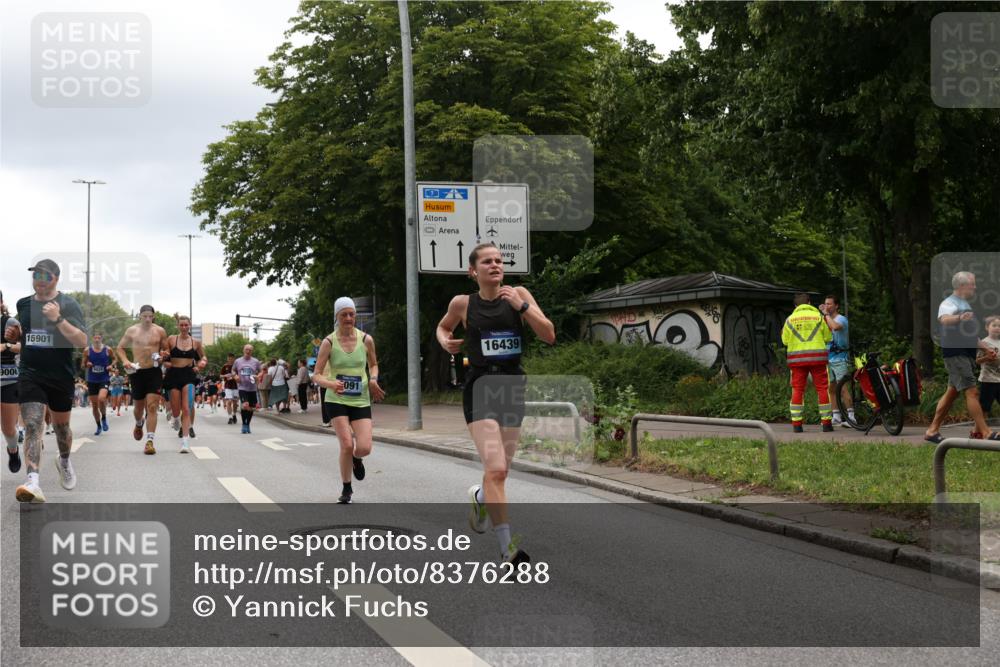 29.06.2025 - hella hamburg halbmarathon Yannick Fuchs http://msf.ph/oto/8376288 29.06.2025 10:54:19 20KM 1681, 2011, 2091, 2167, 2363, 2730, 4013, 5272, 6309, 8003, 8191, 8509, 8749, 9006, 9434, 10271, 10576, 11041, 11366, 11753, 11937, 13488, 13847, 13993, 14224, 14429, 14577, 14823, 15344, 15901, 16439, 16608, 17491, 17825, 18029, 18200, 18202, 18254, 18701, 19159 meine-sportfotos.de
