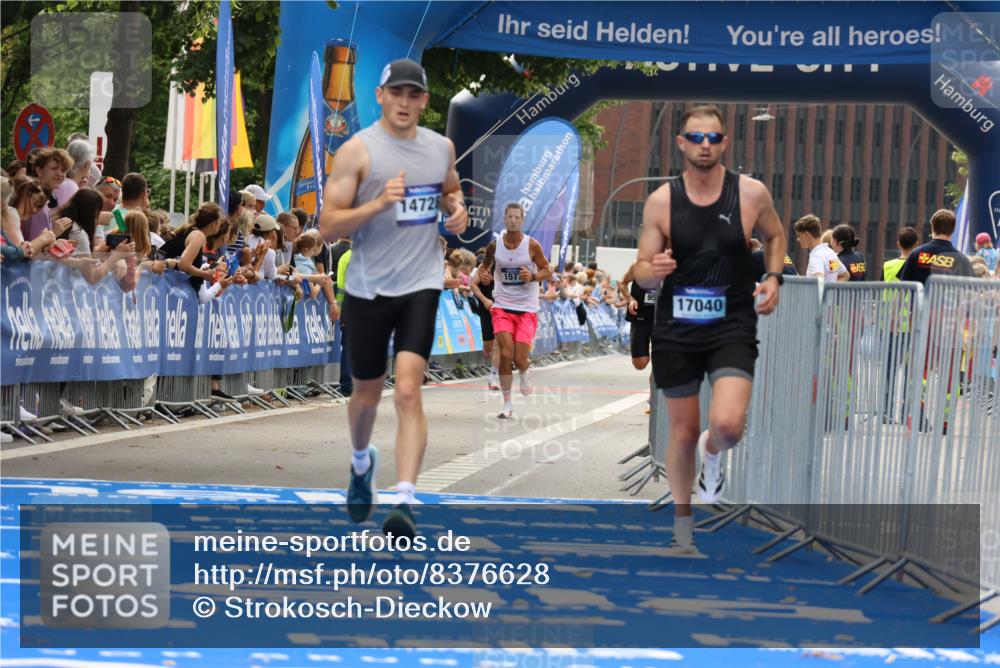 29.06.2025 - hella hamburg halbmarathon Strokosch-Dieckow http://msf.ph/oto/8376628 29.06.2025 10:26:26 Ziel 7380, 14728, 17040 meine-sportfotos.de