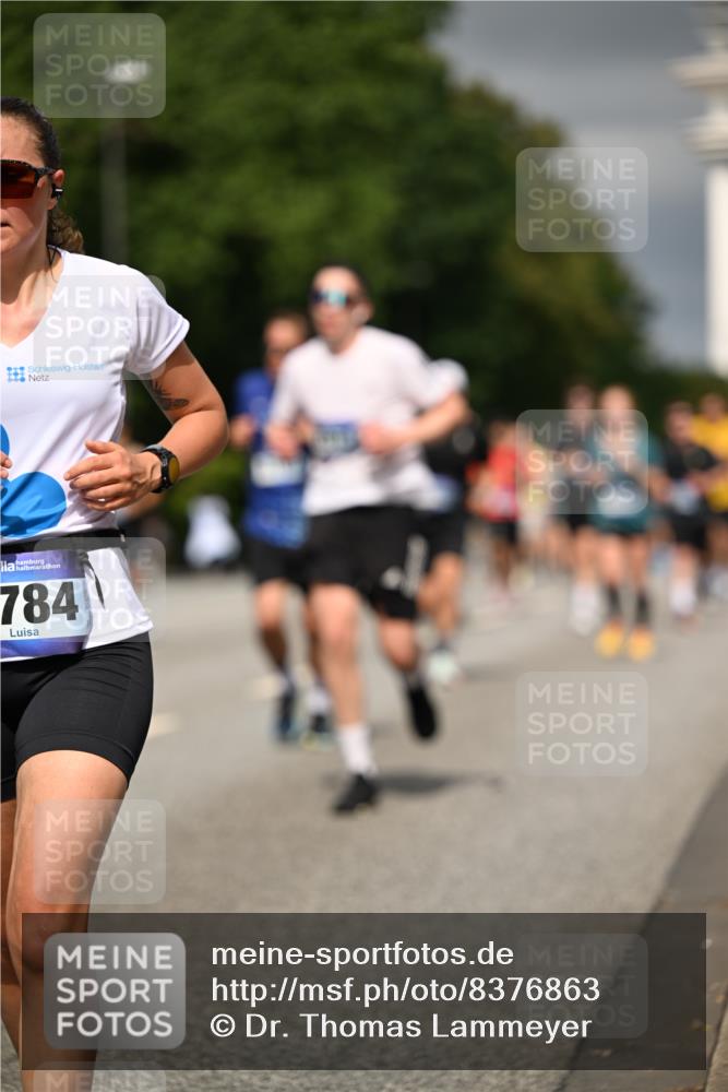 29.06.2025 - hella hamburg halbmarathon Dr. Thomas Lammeyer http://msf.ph/oto/8376863 29.06.2025 10:20:11 Kennedybrücke 1212, 1308, 1651, 2071, 2165, 2436, 2601, 2803, 2835, 4583, 4637, 4828, 5046, 7158, 8057, 8169, 8274, 8295, 8554, 8746, 9307, 9601, 9784, 9802, 9810, 9881, 10107, 10139, 10141, 10183, 10292, 10844, 11113, 11303 meine-sportfotos.de