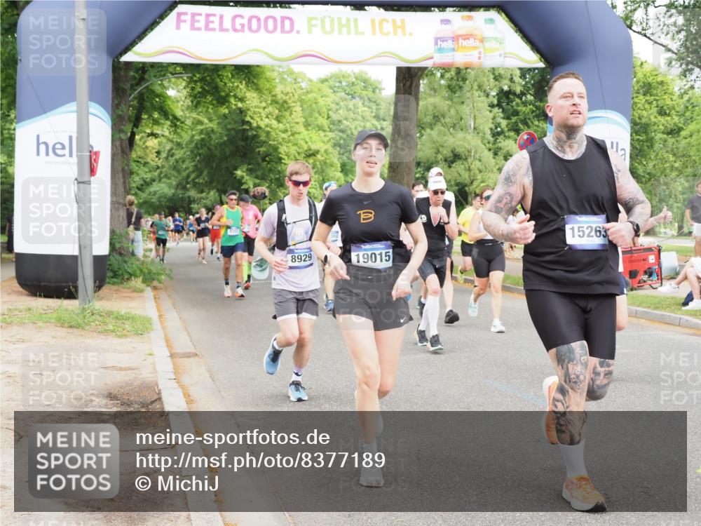 29.06.2025 - hella hamburg halbmarathon MichiJ http://msf.ph/oto/8377189 29.06.2025 10:45:36 Zwischen KM18-KM19 1642, 2027, 4796, 5675, 6636, 7138, 8929, 9230, 12144, 15263, 16922, 17810, 18730, 19002, 19003, 19015 meine-sportfotos.de