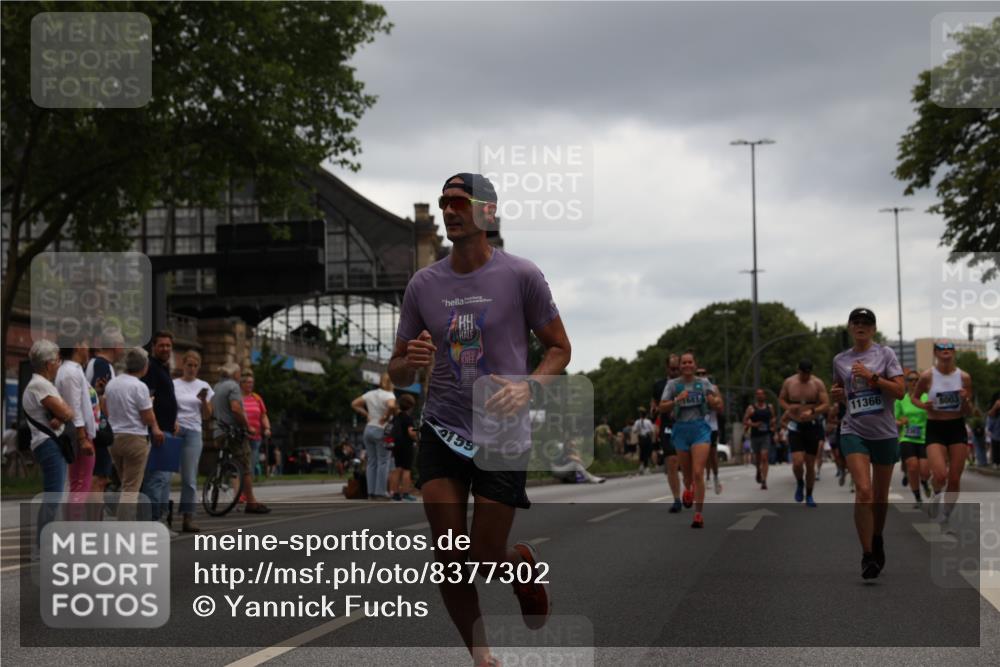 29.06.2025 - hella hamburg halbmarathon Yannick Fuchs http://msf.ph/oto/8377302 29.06.2025 10:54:28 20KM 1681, 2091, 2363, 4013, 6033, 6309, 7065, 7636, 8003, 8191, 8421, 8422, 8509, 8923, 9006, 9434, 10534, 10576, 11041, 11366, 11753, 11937, 12491, 13488, 13589, 14224, 14429, 14577, 15344, 15901, 17491, 17825, 17899, 18029, 18063, 18254, 18701, 19159, 19246 meine-sportfotos.de