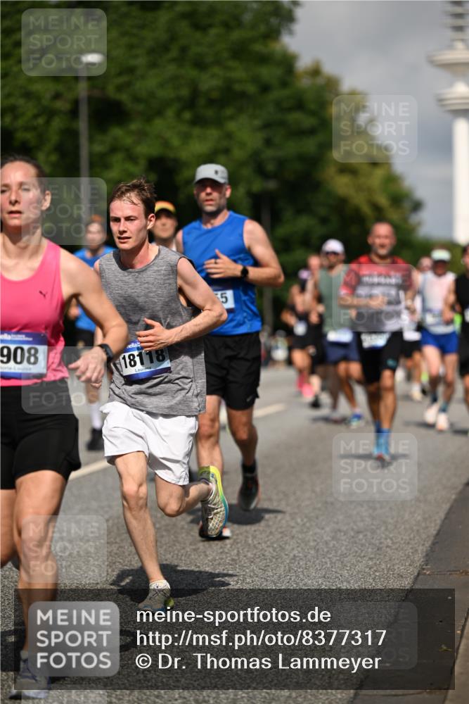 29.06.2025 - hella hamburg halbmarathon Dr. Thomas Lammeyer http://msf.ph/oto/8377317 29.06.2025 09:58:37 Kennedybrücke 1549, 1817, 2222, 2367, 2561, 2592, 2596, 2670, 2816, 2955, 3208, 4832, 5705, 6290, 6389, 6723, 6923, 6978, 6991, 7274, 7335, 7508, 7908, 8117, 8437, 8482, 8657, 8698, 8916, 8981, 9038, 9159, 9661, 9710, 9924, 9931, 10057, 10122, 11125 meine-sportfotos.de