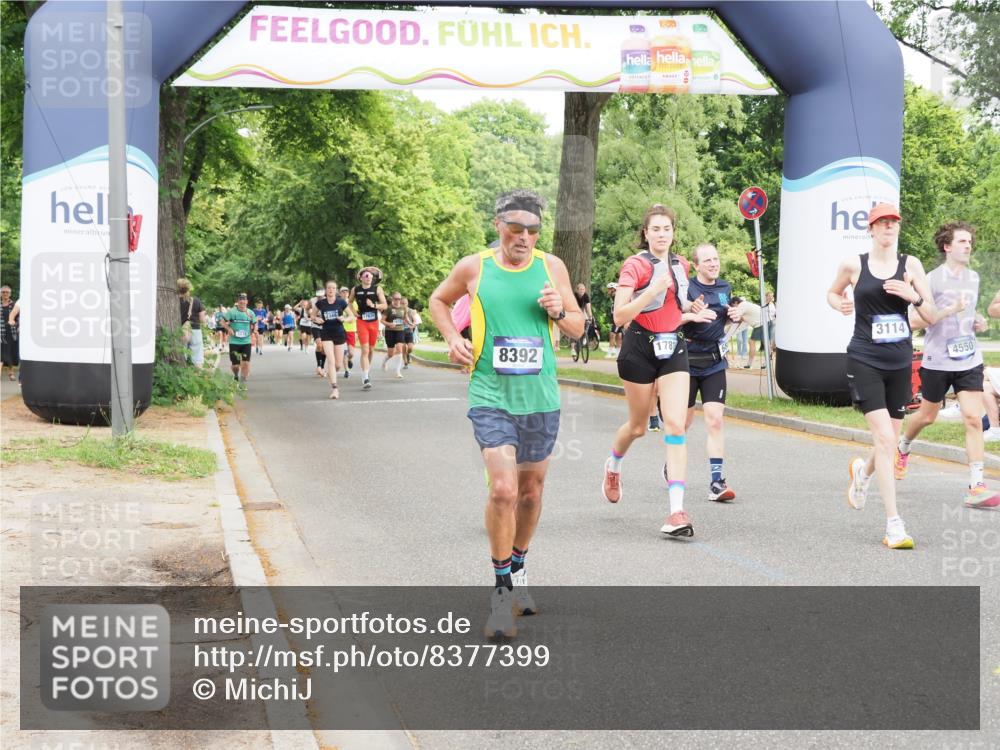 29.06.2025 - hella hamburg halbmarathon MichiJ http://msf.ph/oto/8377399 29.06.2025 10:45:39 Zwischen KM18-KM19 1642, 2027, 2584, 2759, 2855, 3114, 4550, 5675, 6636, 6860, 8392, 8929, 9230, 15263, 16922, 17810, 17852, 18730, 18833, 19002, 19003, 19015 meine-sportfotos.de