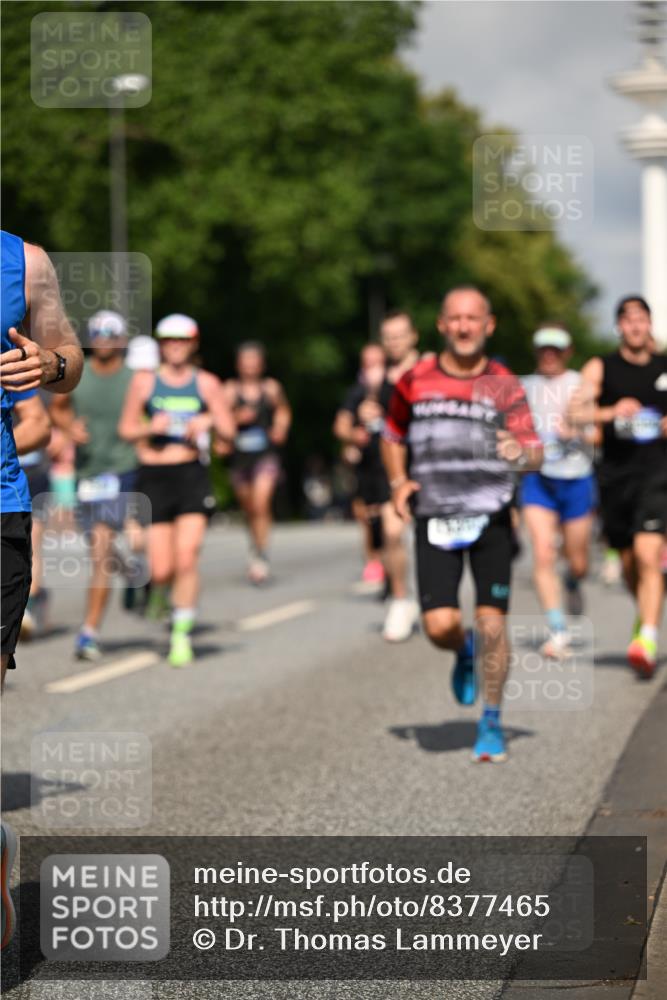 29.06.2025 - hella hamburg halbmarathon Dr. Thomas Lammeyer http://msf.ph/oto/8377465 29.06.2025 09:58:38 Kennedybrücke 1549, 1817, 2222, 2367, 2592, 2596, 2670, 2816, 2955, 3208, 4832, 5705, 6290, 6389, 6723, 6923, 6978, 6991, 7274, 7335, 7508, 7908, 8117, 8437, 8482, 8657, 8698, 8916, 8981, 9038, 9093, 9159, 9661, 9710, 9924, 9931, 10057, 10122, 11125 meine-sportfotos.de