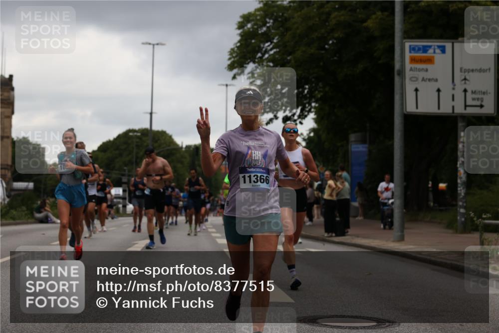 29.06.2025 - hella hamburg halbmarathon Yannick Fuchs http://msf.ph/oto/8377515 29.06.2025 10:54:30 20KM 1653, 1681, 2091, 2363, 4013, 6033, 6309, 6487, 6754, 7065, 7636, 8003, 8191, 8421, 8422, 8509, 8923, 9434, 10534, 10576, 11041, 11366, 11753, 11937, 12491, 13488, 13589, 14224, 14429, 14577, 15344, 17491, 17825, 17899, 18029, 18063, 18254, 18701, 19159, 19246 meine-sportfotos.de