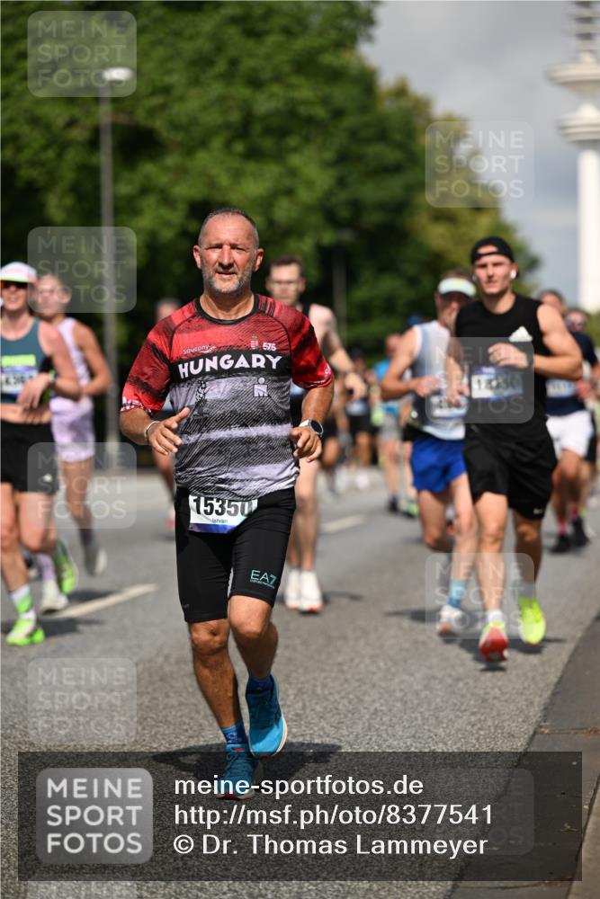 29.06.2025 - hella hamburg halbmarathon Dr. Thomas Lammeyer http://msf.ph/oto/8377541 29.06.2025 09:58:40 Kennedybrücke 1549, 1817, 2222, 2274, 2592, 2596, 2670, 2816, 2955, 3208, 3209, 3258, 4832, 5399, 5705, 6290, 6389, 6723, 6923, 6978, 6991, 7274, 7335, 7508, 7908, 8117, 8437, 8657, 8698, 8981, 9038, 9093, 9159, 9476, 9661, 9710, 9720, 9924, 9931, 10122, 11125 meine-sportfotos.de