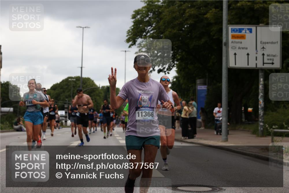 29.06.2025 - hella hamburg halbmarathon Yannick Fuchs http://msf.ph/oto/8377567 29.06.2025 10:54:30 20KM 1653, 1681, 2091, 2363, 4013, 6033, 6309, 6487, 6754, 7065, 7636, 8003, 8191, 8421, 8422, 8509, 8923, 9434, 10534, 10576, 11041, 11366, 11753, 11937, 12491, 13488, 13589, 14224, 14429, 14577, 15344, 17491, 17825, 17899, 18029, 18063, 18254, 18701, 19159, 19246 meine-sportfotos.de