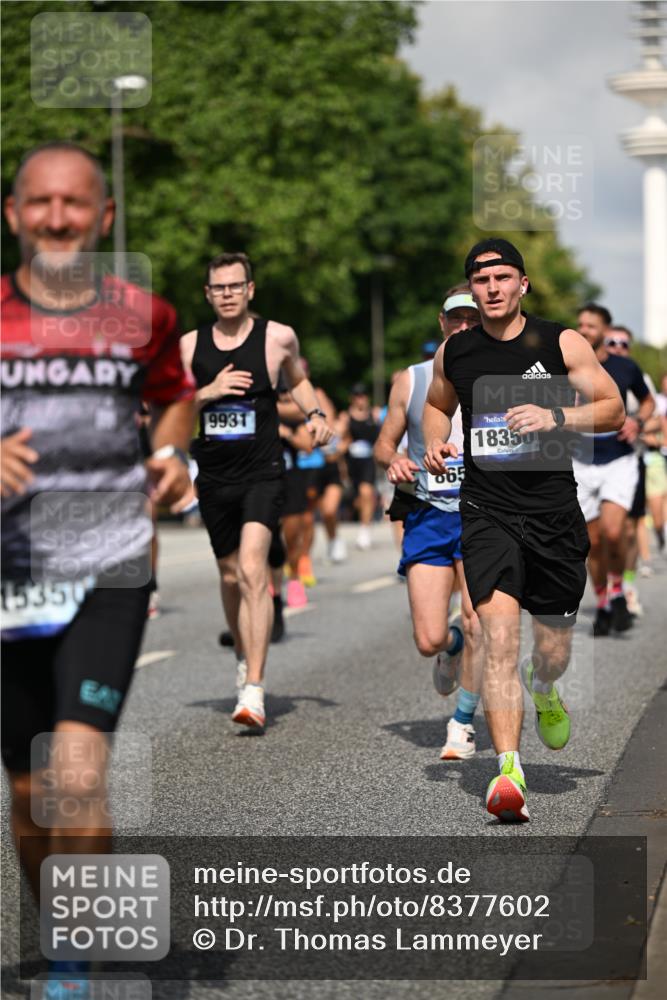 29.06.2025 - hella hamburg halbmarathon Dr. Thomas Lammeyer http://msf.ph/oto/8377602 29.06.2025 09:58:40 Kennedybrücke 1549, 1817, 2222, 2274, 2592, 2596, 2670, 2816, 2955, 3208, 3209, 3258, 4832, 5399, 5705, 6290, 6389, 6723, 6923, 6978, 6991, 7274, 7335, 7508, 7908, 8117, 8437, 8657, 8698, 8981, 9038, 9093, 9159, 9476, 9661, 9710, 9720, 9924, 9931, 10122, 11125 meine-sportfotos.de