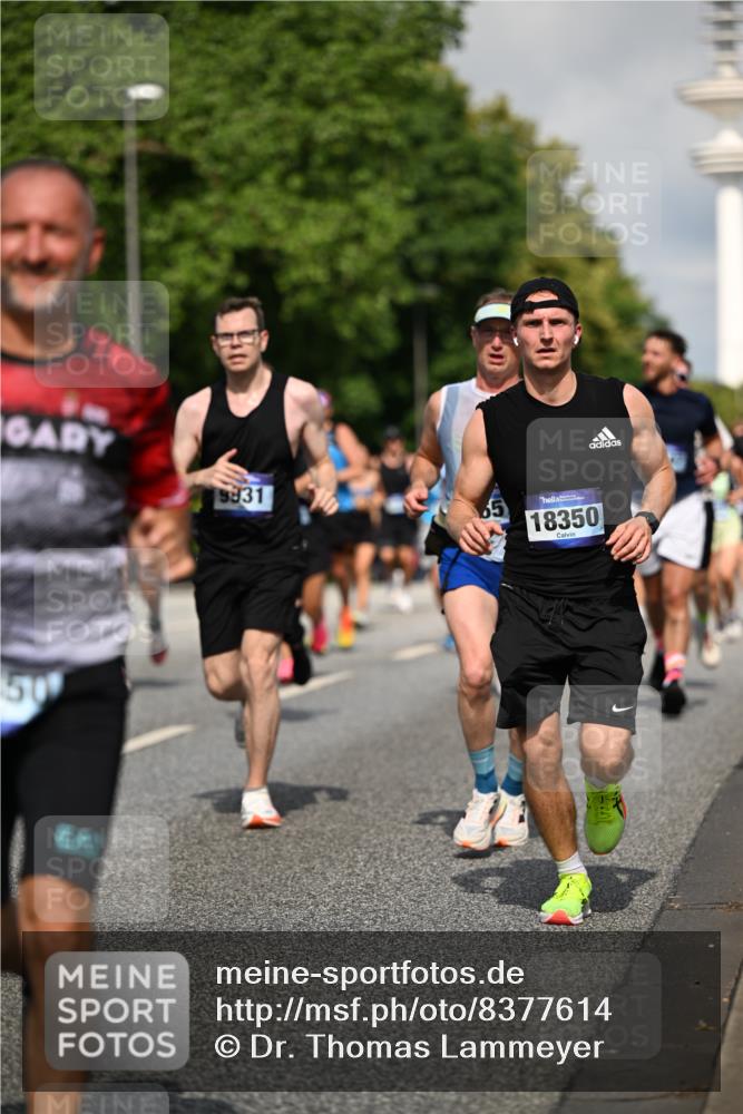 29.06.2025 - hella hamburg halbmarathon Dr. Thomas Lammeyer http://msf.ph/oto/8377614 29.06.2025 09:58:40 Kennedybrücke 1549, 1817, 2222, 2274, 2592, 2596, 2670, 2816, 2955, 3208, 3209, 3258, 4832, 5399, 5705, 6290, 6389, 6723, 6923, 6978, 6991, 7274, 7335, 7508, 7908, 8117, 8437, 8657, 8698, 8981, 9038, 9093, 9159, 9476, 9661, 9710, 9720, 9924, 9931, 10122, 11125 meine-sportfotos.de