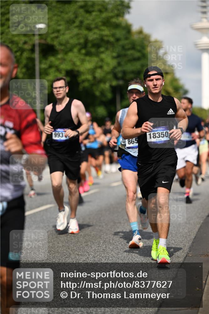 29.06.2025 - hella hamburg halbmarathon Dr. Thomas Lammeyer http://msf.ph/oto/8377627 29.06.2025 09:58:41 Kennedybrücke 1549, 1817, 2222, 2274, 2592, 2596, 2670, 2816, 2955, 3208, 3209, 3258, 4832, 5399, 5705, 6389, 6723, 6923, 6978, 6991, 7274, 7335, 7508, 7908, 8117, 8437, 8657, 8981, 9038, 9093, 9159, 9476, 9661, 9710, 9720, 9924, 9931, 10122, 11125 meine-sportfotos.de