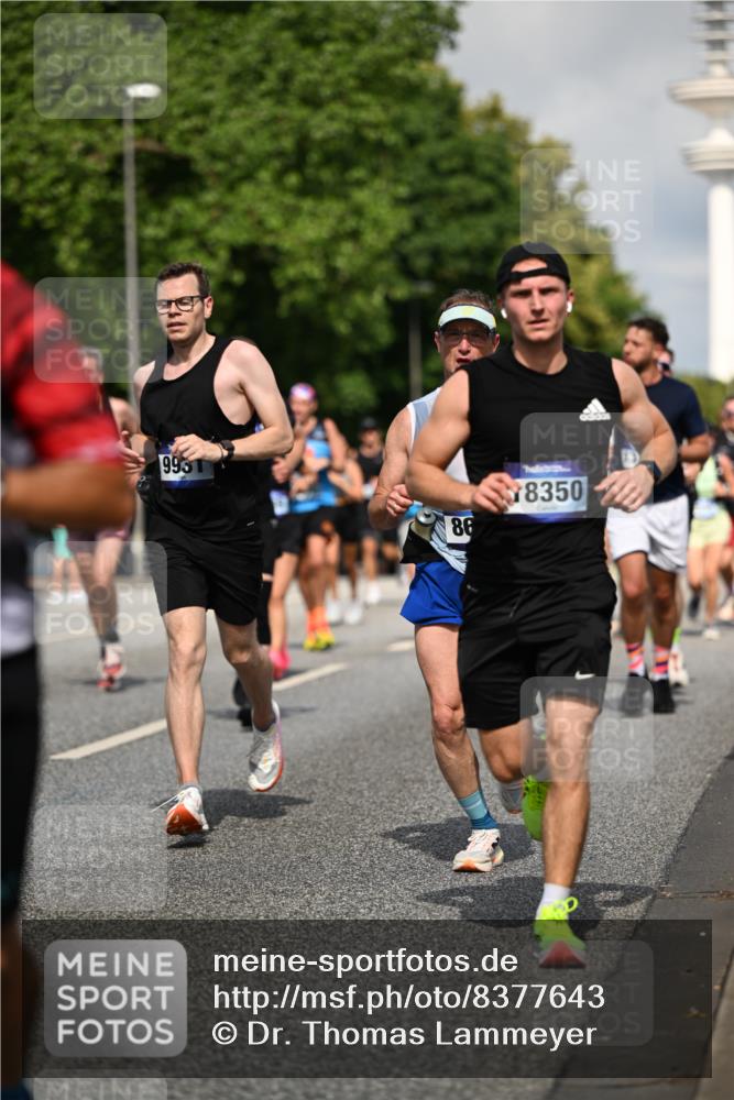 29.06.2025 - hella hamburg halbmarathon Dr. Thomas Lammeyer http://msf.ph/oto/8377643 29.06.2025 09:58:41 Kennedybrücke 1549, 1817, 2222, 2274, 2592, 2596, 2670, 2816, 2955, 3208, 3209, 3258, 4832, 5399, 5705, 6389, 6723, 6923, 6978, 6991, 7274, 7335, 7508, 7908, 8117, 8437, 8657, 8981, 9038, 9093, 9159, 9476, 9661, 9710, 9720, 9924, 9931, 10122, 11125 meine-sportfotos.de